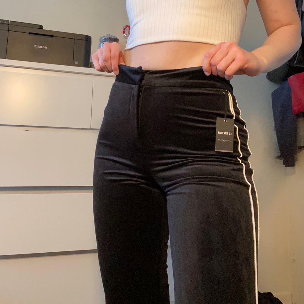 Black Velvet Wide-leg Striped Pants